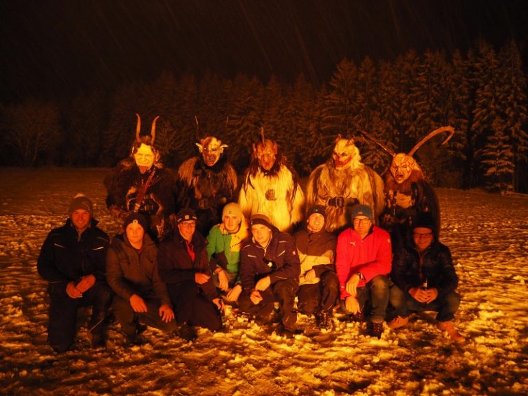 Wintersonnenwende mit Perchtenbesuch