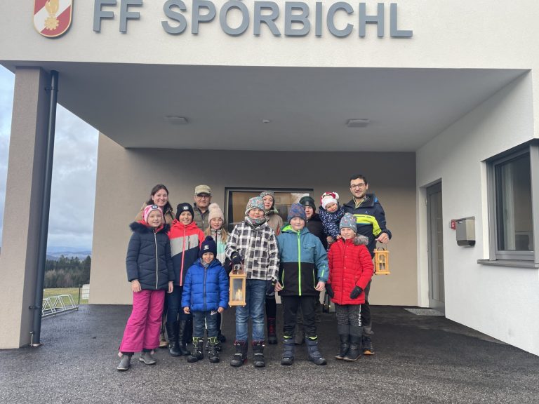 Die Jugend bringt das Friedenslicht